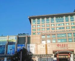 -菜百首饰店(东方新天地店)