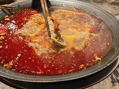 -旧街市鲜货老火锅(大光路店)