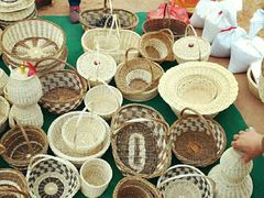 -波浪谷