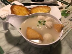 鱼蛋河粉-翠华餐厅