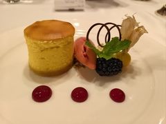 -塞纳河法国餐厅(意式风情街店)