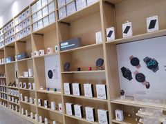 -华为授权体验店(中山公园来福士)