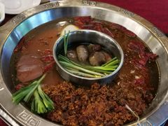 鸳鸯锅-山城年华老火锅(玉林店)