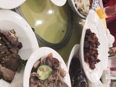 -山明水秀大饭店