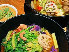 -万记麻辣烫国展总店