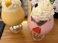 -Mark&Mars Restaurant