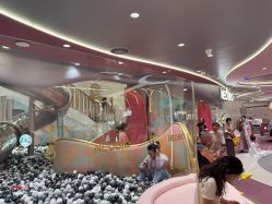 -奈尔宝·国风主题儿童乐园·亲子餐厅(豫园商城店)