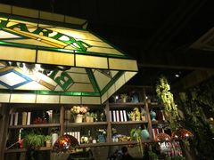 -春天里·老街坊餐厅(港隆广场店)