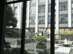 -鱼鲜饭香·招牌汽锅剁椒鱼头王