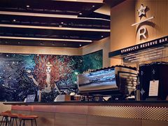 拍照胜地美人鱼-星巴克臻选(上海合生汇1F店)