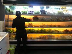 -万记麻辣烫国展总店
