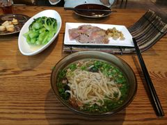 -秦唐一号西安菜馆(钟楼店)