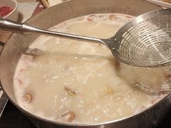 -尚尚仙·酸汤猪手·猪肚鸡火锅(华联万柳购物中心店)