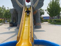 -兴芮温泉度假区