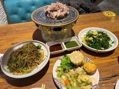 -蒙亨·手把肉·蒙古包文化主题餐厅(天恒广场店)