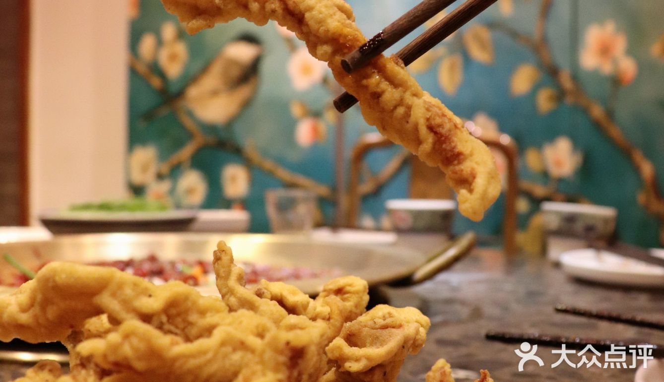 7.9折！真材实料看得到的北京高分火锅店，自助小料能吃撑