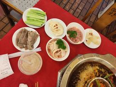 -山城年华老火锅(玉林店)