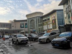 -百联中环购物广场-停车场