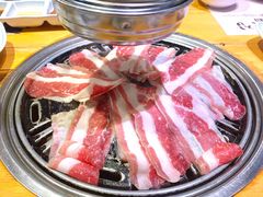 -唯成•韩国炭火烤肉 유성고기