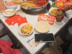 -钢管厂五区小郡肝串串香(蜀都万达店)
