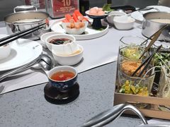 -红鼎豆捞·专注品质海鲜20年(宝丰路店)