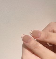 -JU·旧友日式美甲美睫工作室