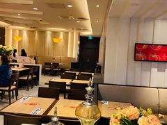 -必胜客(WOW中心城店)