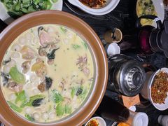 -湘力力小院·鱼汤泡饭(枫林路店)