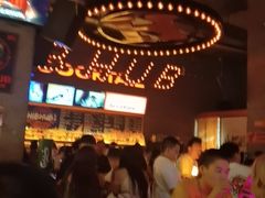 -HIB HUB公社(解放西路店)