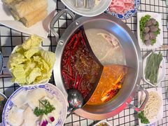 -山悦里 山野·鲜火锅(罗斯福广场店)