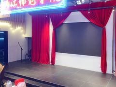 -里堂派对·独栋团建聚会小院轰趴馆(三圣乡店)