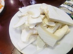 -菌之家·专业纯野生菌火锅·特色炒菌