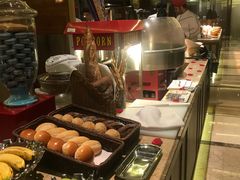 -大中华希尔顿酒店-念自助餐·嗨啤·小龙虾