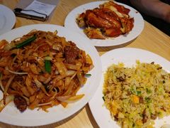 -滋味满屋美食坊(上海街店)