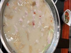 -老来福·非遗酸汤兔(凯旋路店)