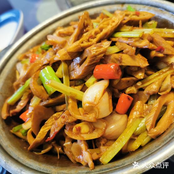 满庭芳半味小馆(兴隆台街店)