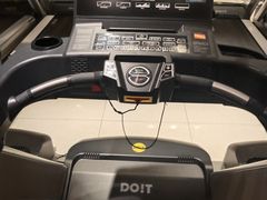 -诺伯曼·运动会馆(新梦店)