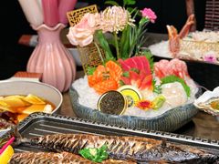 -蟹犇前•帝王蟹雪蟹(陆家嘴店)
