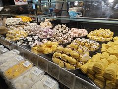 -胖东来生活广场(健康路店)