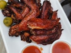 -东海岸人工湖美食村