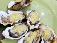 炭烧蒜蓉生蚝-贞姨美食·老字号海鲜大排档