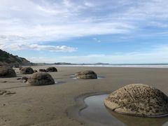 -摩拉基大圆石