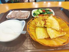 -京穆兰兰州牛肉面·清真(中川机场店)