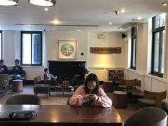 大堂-星巴克臻选(广州沙面店)