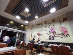 大堂-西环肥仔螺蛳粉(南宁第一分店)