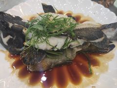 -覃记海鲜美食餐厅