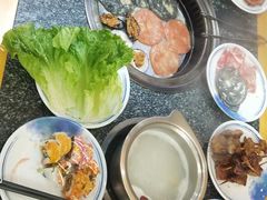 -锤头鲨毛肚海鲜烤肉自助餐厅(国购广场店)