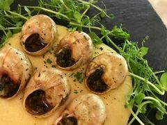 -La Mer Restaurant & Lounge