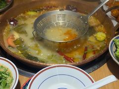 -洱火云南酸菜牛肉火锅(石景山当代商城店)