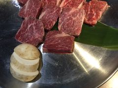 雪花流星上脑肉-老炉家木炭烤肉(长江国际店)